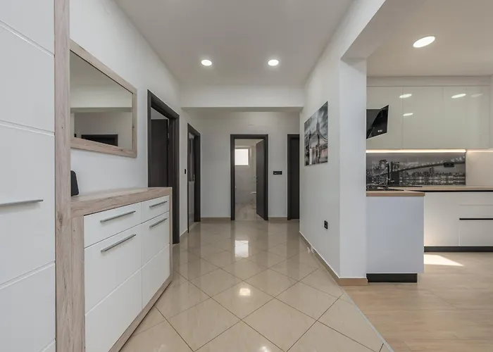 Проживание в семье Marina Задар