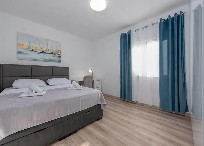 Marina Проживание в семье